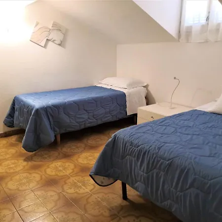 Apartamento With 3 Bedrooms In With Wonderful Sea View Terrace And Wifi 40 M From The Beach